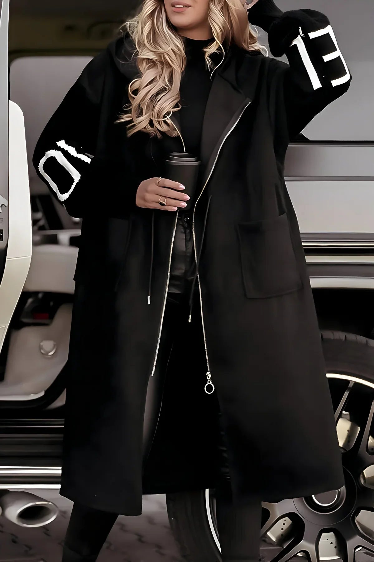 PEGGY™ | Chaqueta de mujer con mangas de punto y capucha