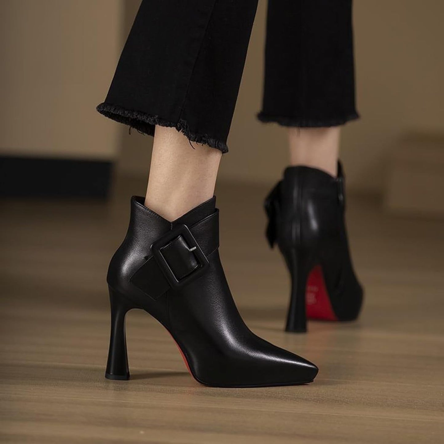 Aveline | Botines con tacón y hebilla oversize